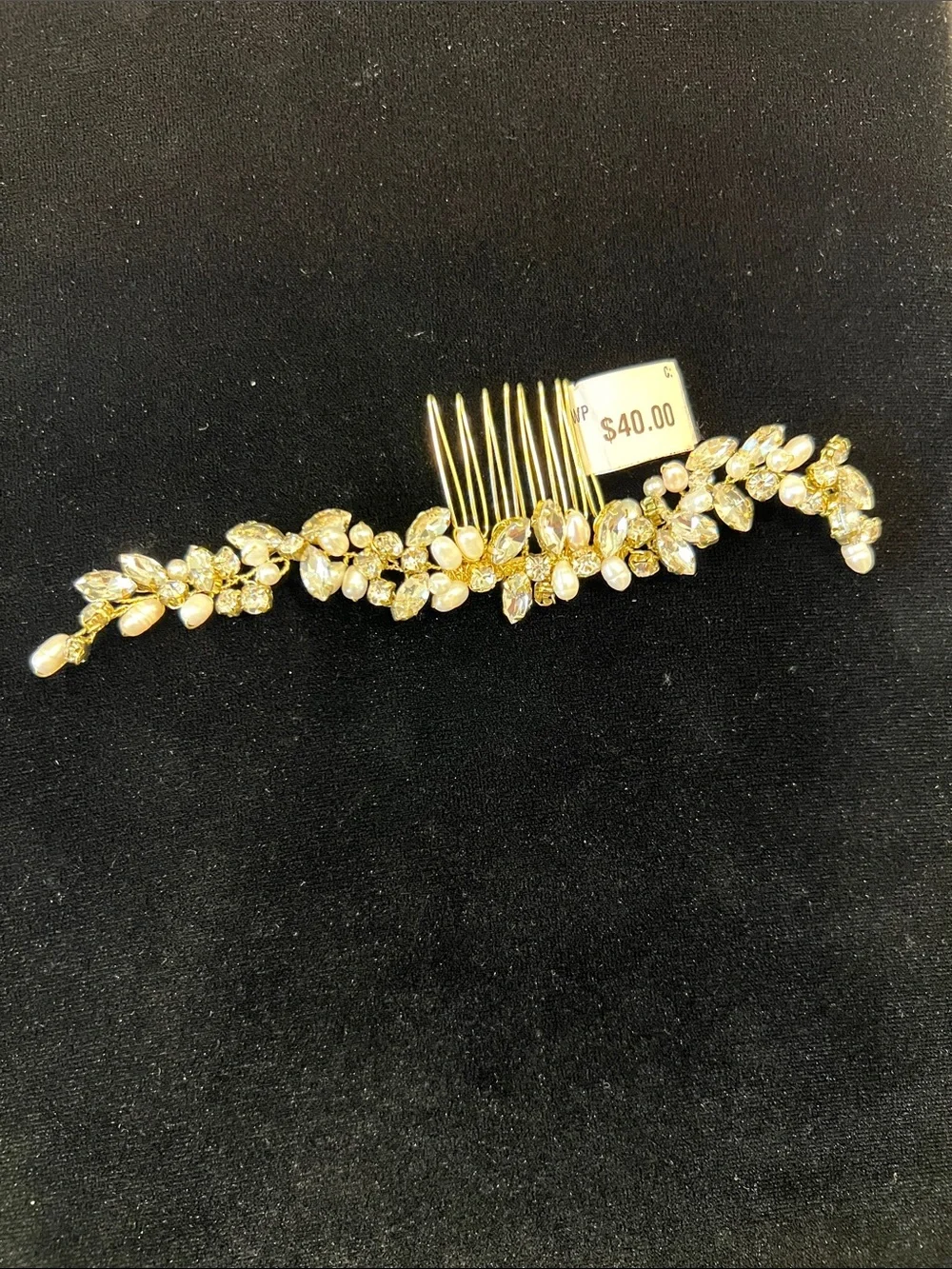 N/A elegant gold